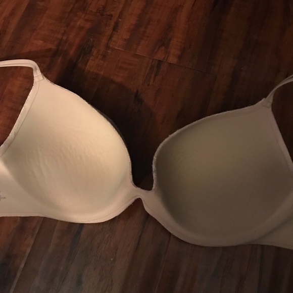 VS Tan Beige Lace Push Up Bra Secret Embrace 34DD - Picture 4 of 5